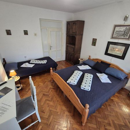 Prenociste Chardak Hotel Tuzla Luaran gambar