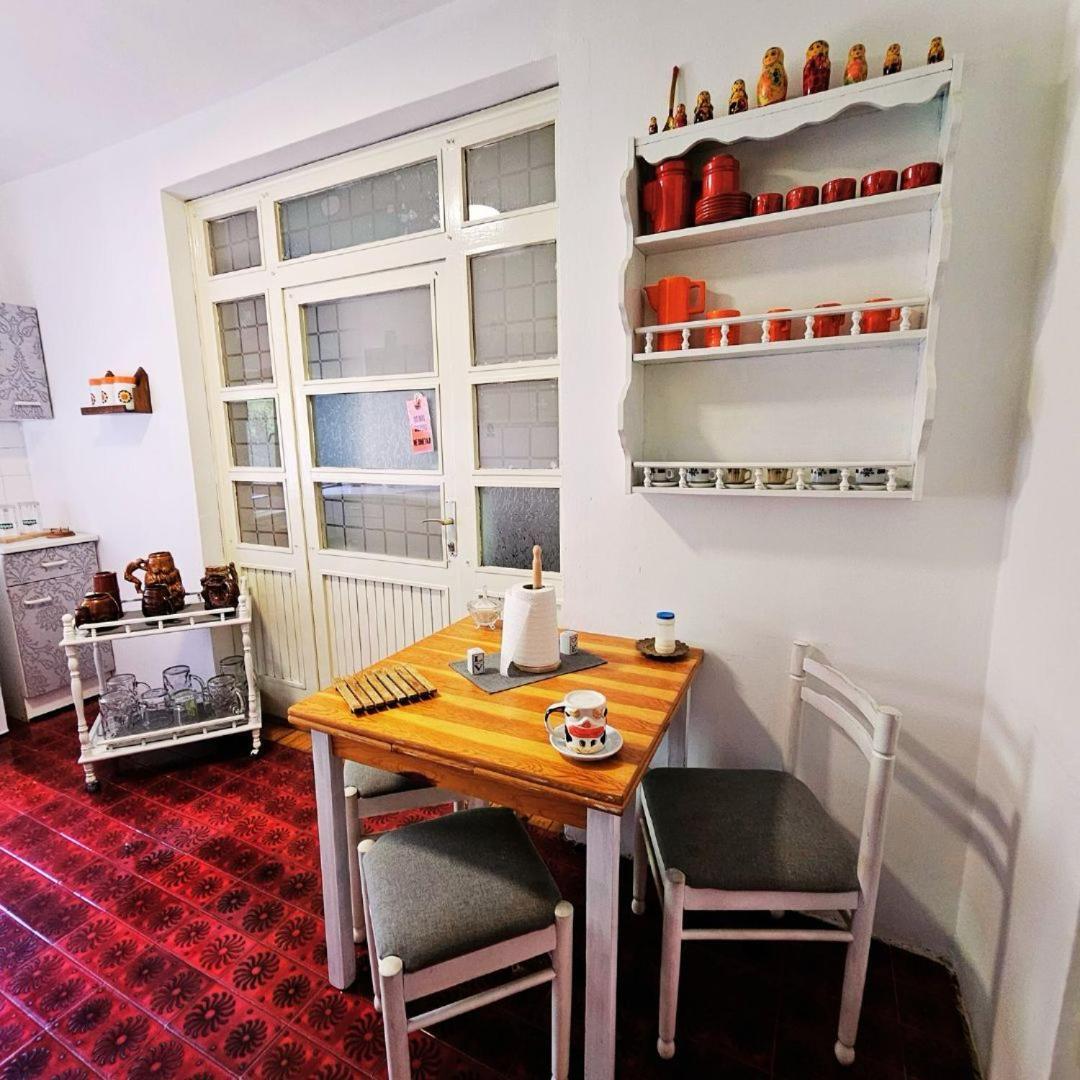 Prenociste Chardak Hotel Tuzla Luaran gambar
