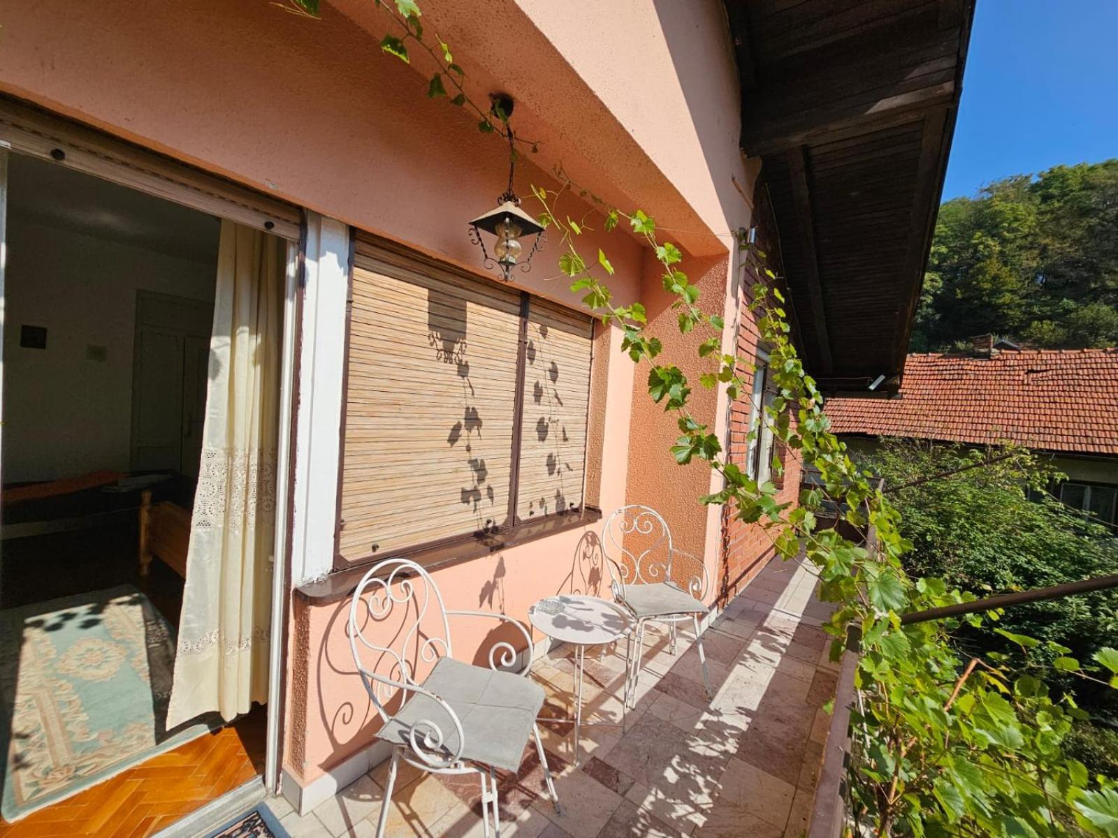 Prenociste Chardak Hotel Tuzla Luaran gambar