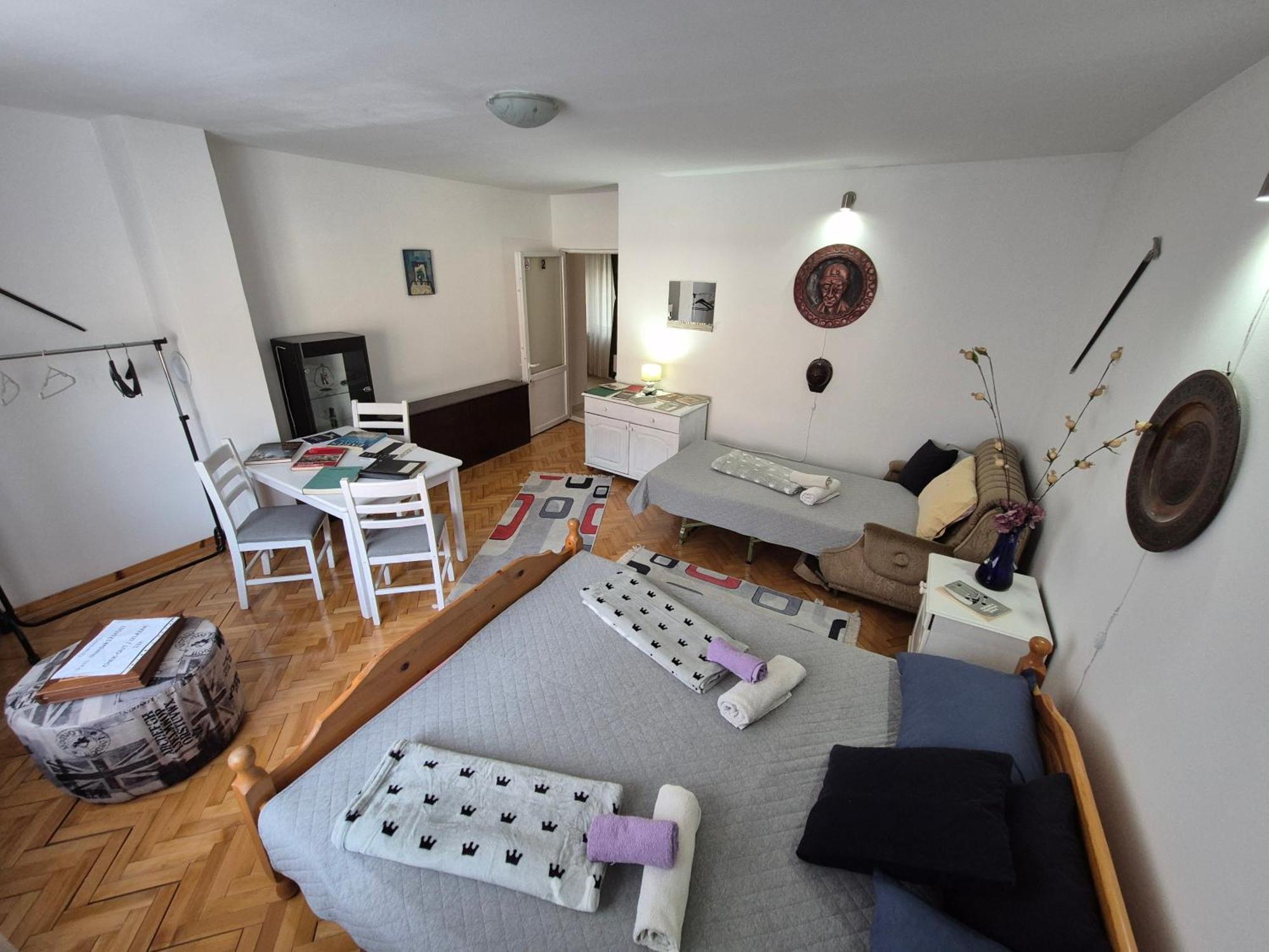 Prenociste Chardak Hotel Tuzla Luaran gambar